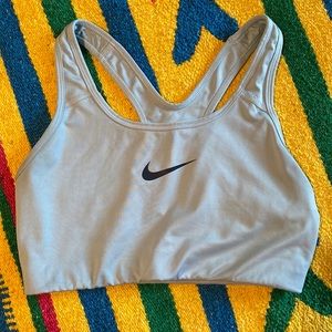 Nike M medium sports bra